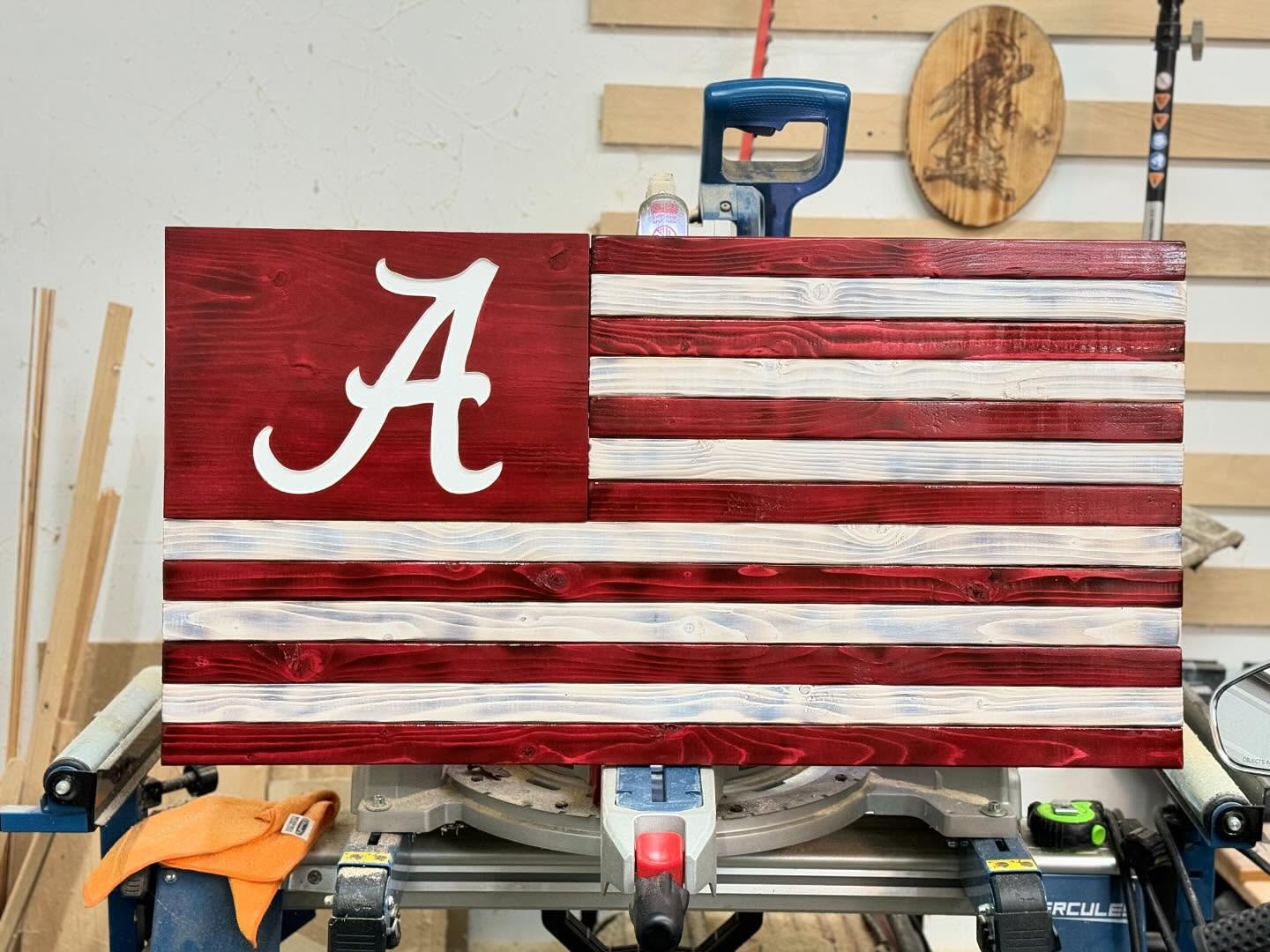Alabama wooden flag wall piece, front view