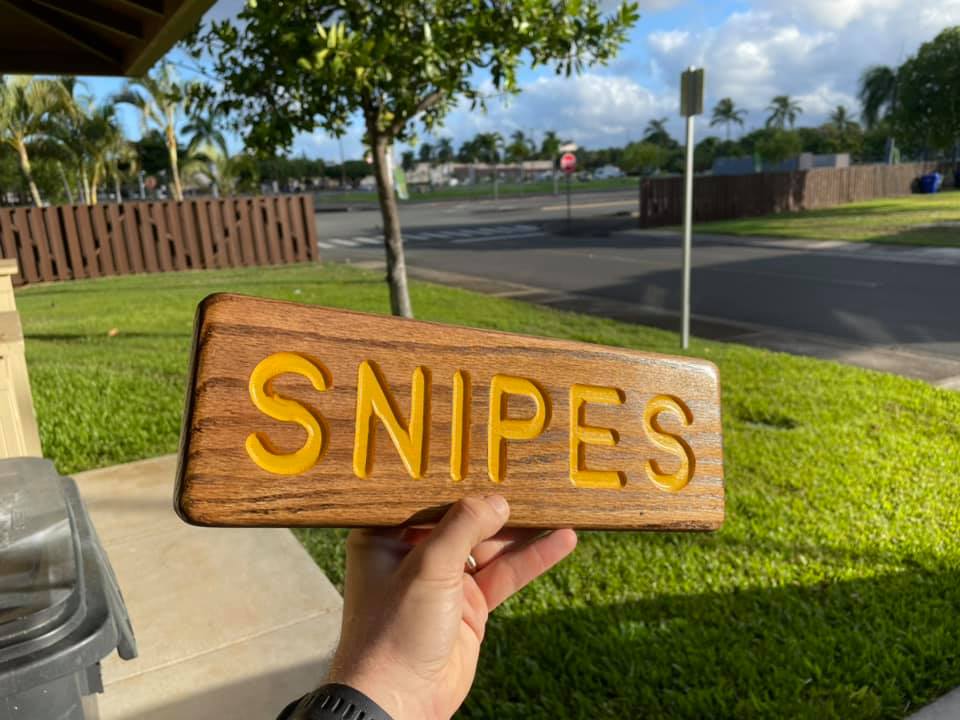 Snipes magnetic wooden name plate