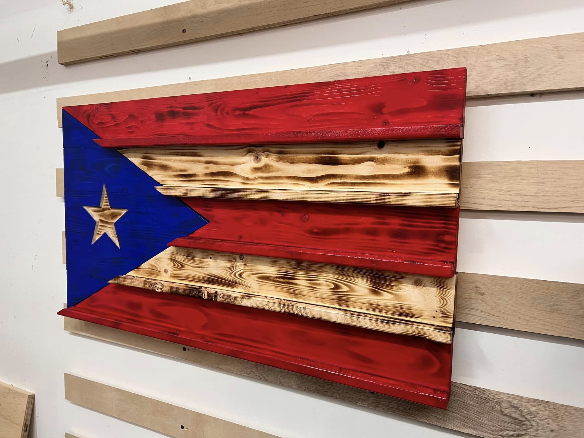 Puerto Rican wooden flag, right-angle view